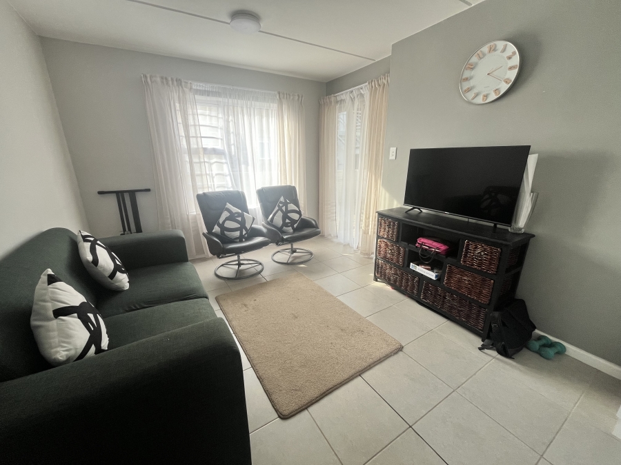 2 Bedroom Property for Sale in Fairview Eastern Cape